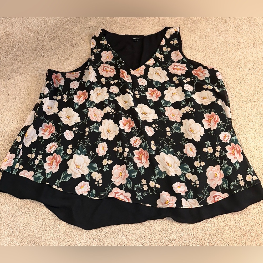 Torrid Floral Sleeveless Top. Size 5